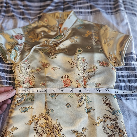 Authentic Chinese dress - Picture 1 of 4
